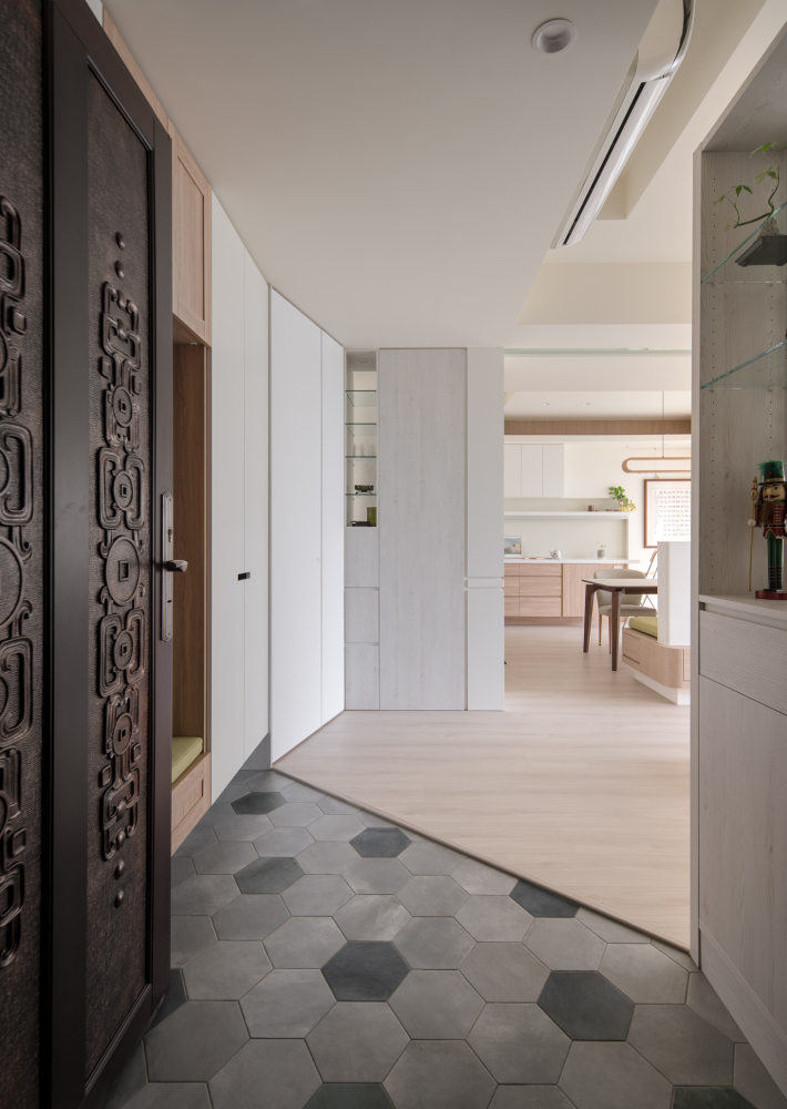 Interiors-01